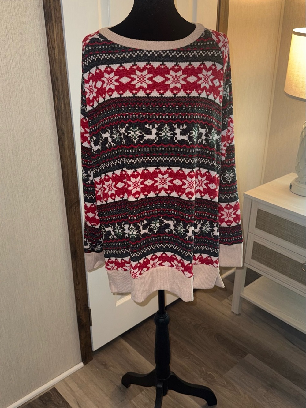 Honeyme Curvy Cream, Red & Black Fair Isle Sweater